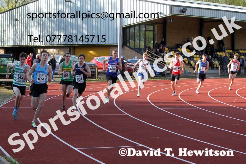 800 metres, 2021 North East Grand Prix No. 2, Monkton, Wednesday, May 19th. Photo: David T. Hewitson/Sports for All Pics